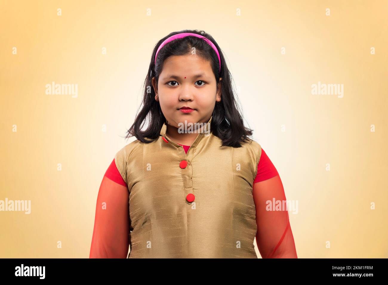 Indian girl in traditional dress hi-res stock photography and images ...