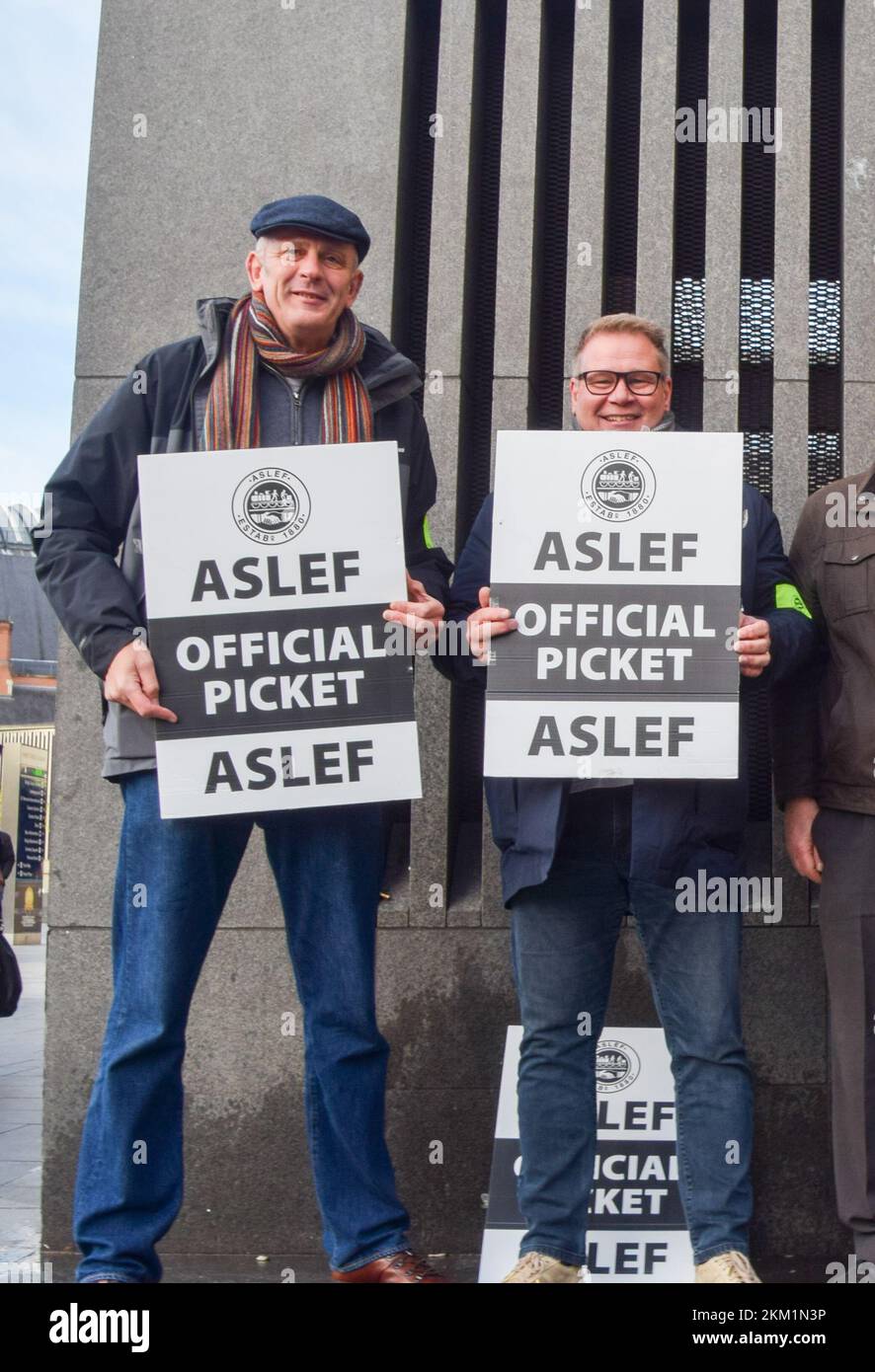 London, UK. 26th November 2022. The picket line at King's Cross Station