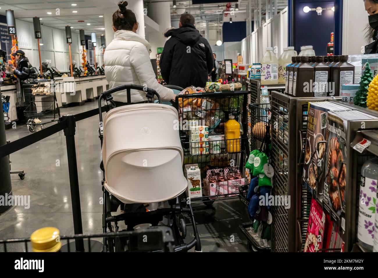 Shopping in a Whole Foods supermarket in New York on Thursday, November 17, 2022. The U.S. Federal Reserve Bank reported that it will be difficult to bring inflation down without a recession. (© Richard B. Levine) Stock Photo