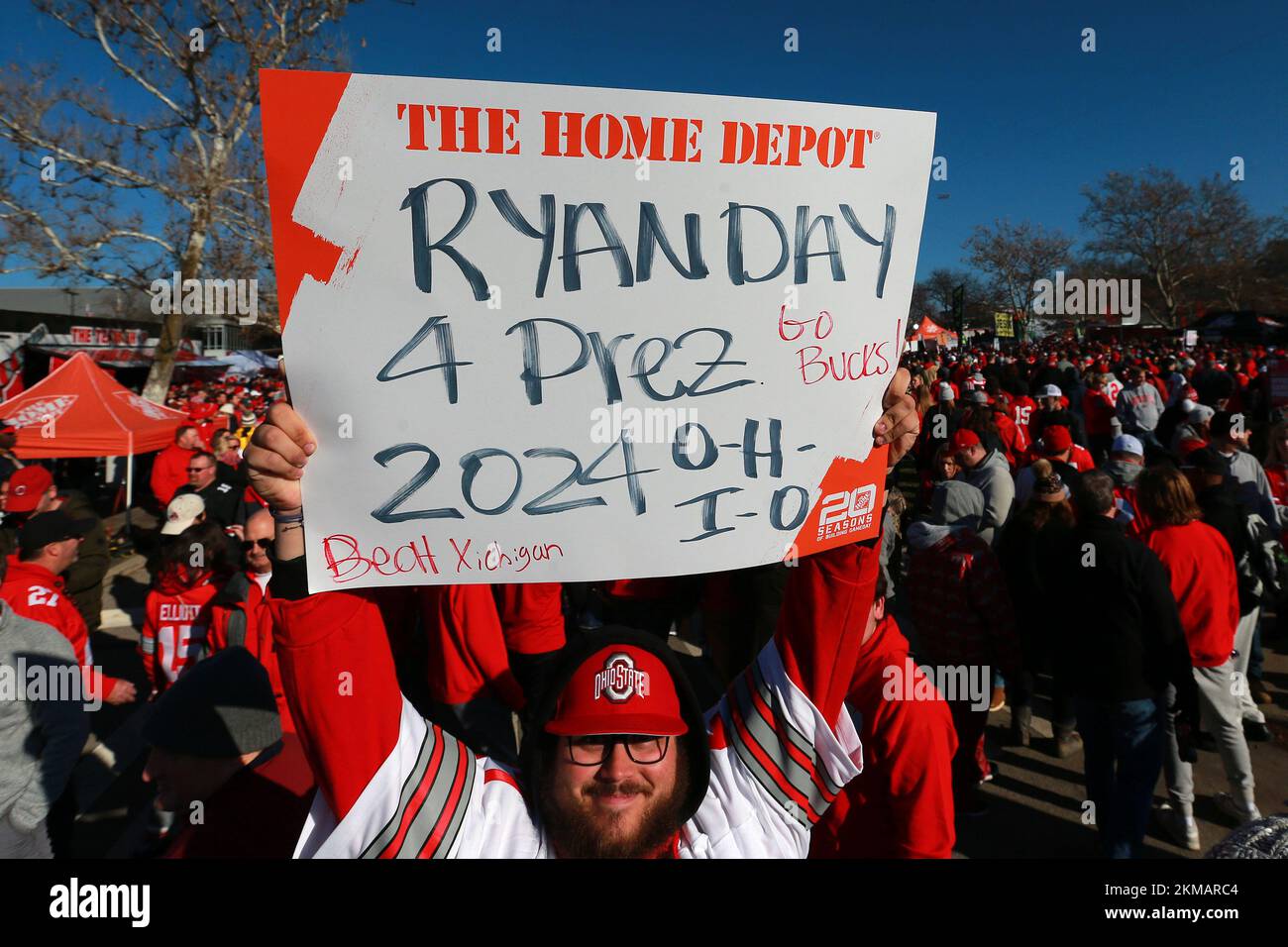 Columbus, United States. 26th Nov, 2022. An Ohio State Buckeyes fan holds a sign prior to the Buckeyes game against the Michigan Wolverines in Columbus, Ohio on Saturday, November 26, 2022. Photo by Aaron Josefczyk/UPI Credit: UPI/Alamy Live News Stock Photo