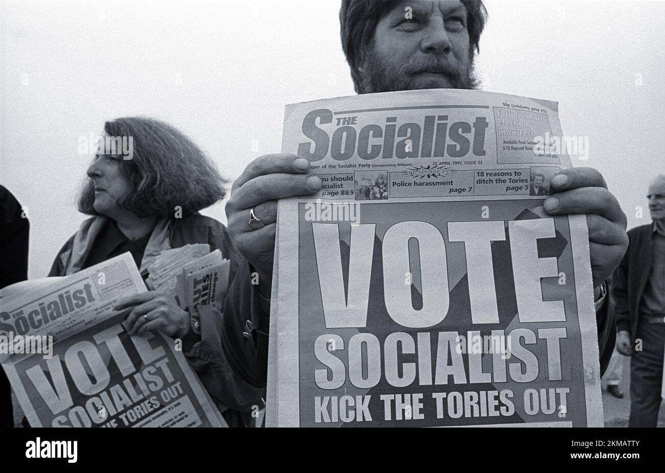 Activists selling The Socialist Newspaper, 1997 UK Election Stock Photo