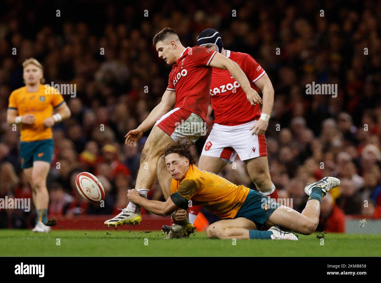 Rugby Union - International - Wales v Australia - Principality Stadium, Cardiff, Wales, Britain - November 26, 2022 Wales' Joe Hawkins in action with Australia's Mark Nawaqanitawase Action Images via Reuters/Andrew Couldridge     TPX IMAGES OF THE DAY Stock Photo