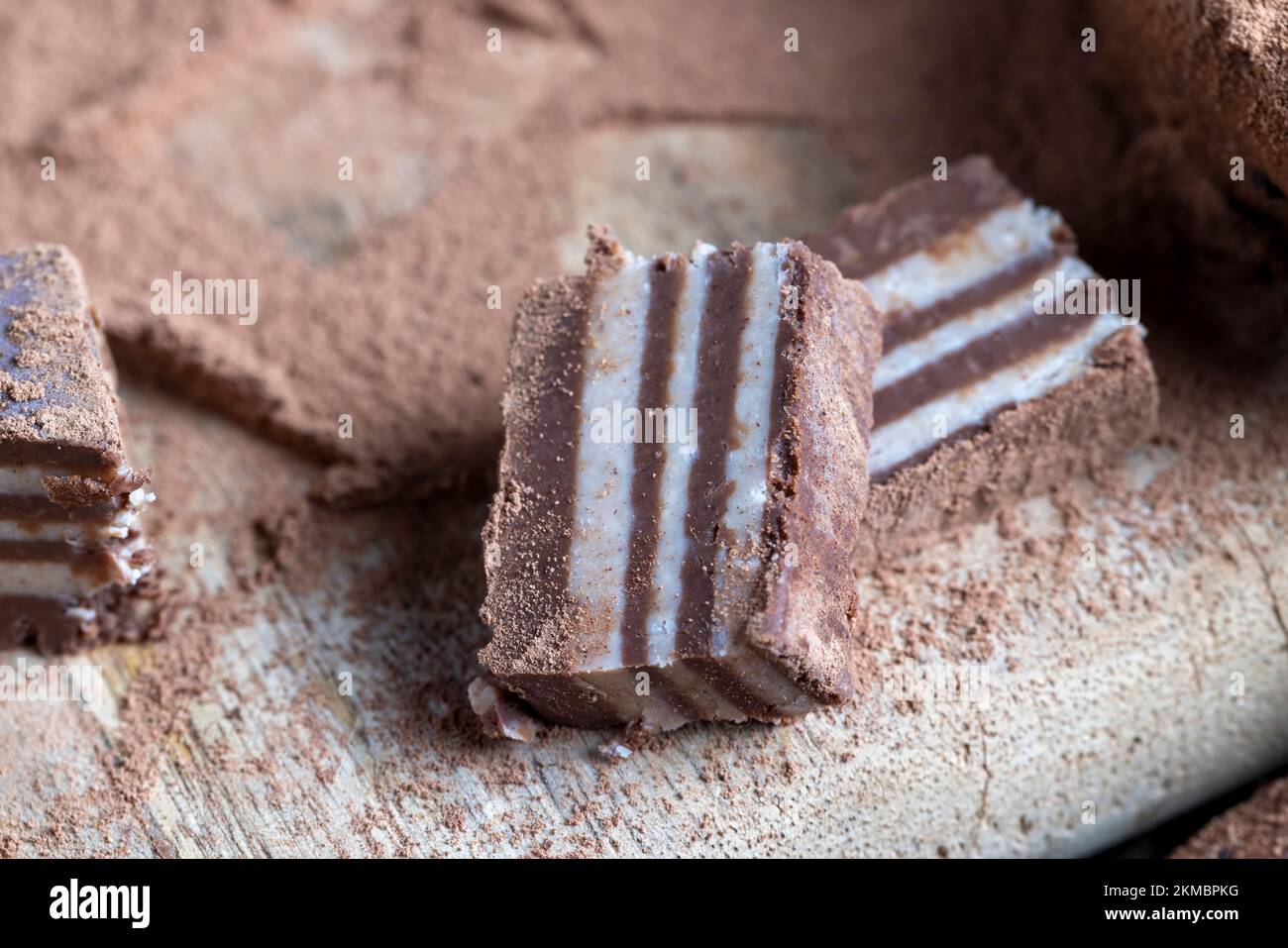 Local Layer Sweets Layered sweets hi-res stock photography and images - Alamy