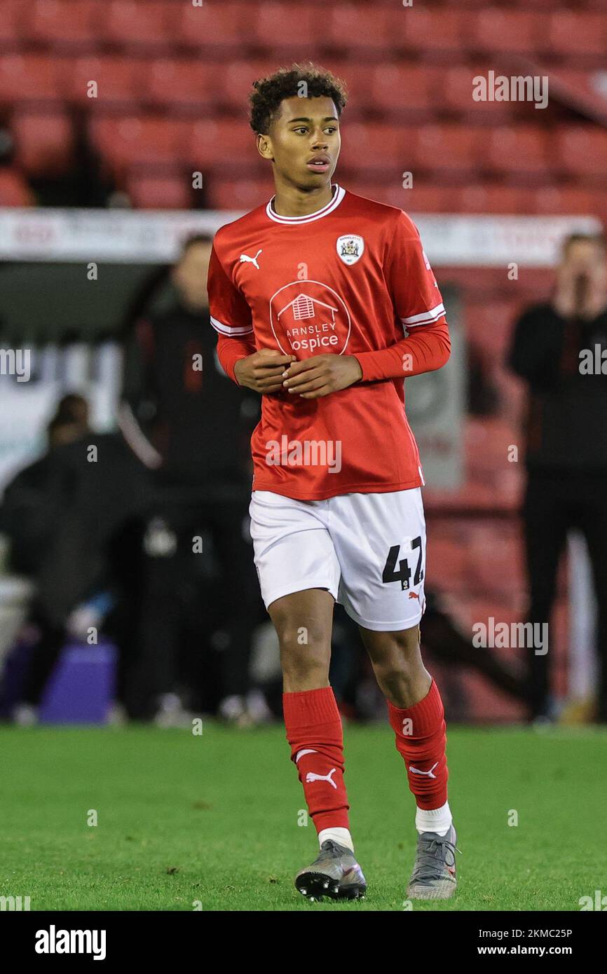 Theo Chapman of #42 of Barnsley makes his Oakwell debut during the Emirates FA Cup  Round 2 match Barnsley vs Crewe Alexandra at Oakwell, Barnsley, United Kingdom, 26th November 2022  (Photo by Mark Cosgrove/News Images) Stock Photo