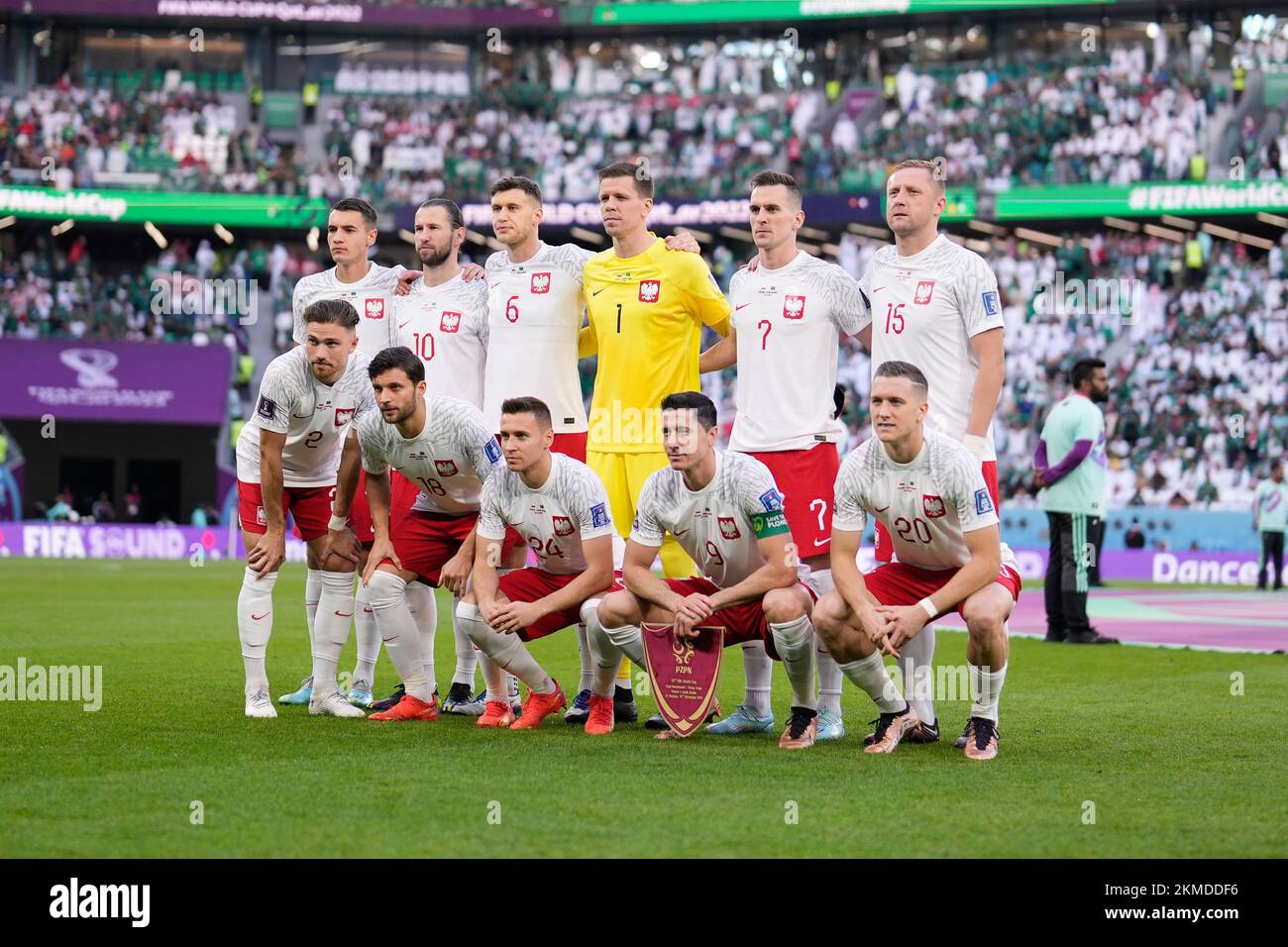 Al Rayyan, Qatar. 26th Nov, 2022. Poland team group line-up (POL ...