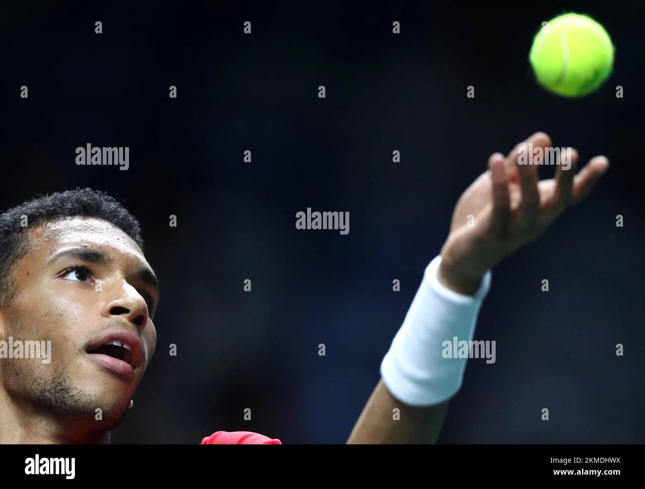 Malaga, Spain. 26th Nov 2022. Felix Auger-Aliassime of Canada serves during the Davis Cup by Rakuten Finals 2022 match between Italy and Canada at Palacio de los Deportes Jose Maria Martin Carpena in Malaga, Spain on November 26, 2022. Photo: Sanjin Strukic/PIXSELL Credit: Pixsell photo & video agency/Alamy Live News Stock Photo