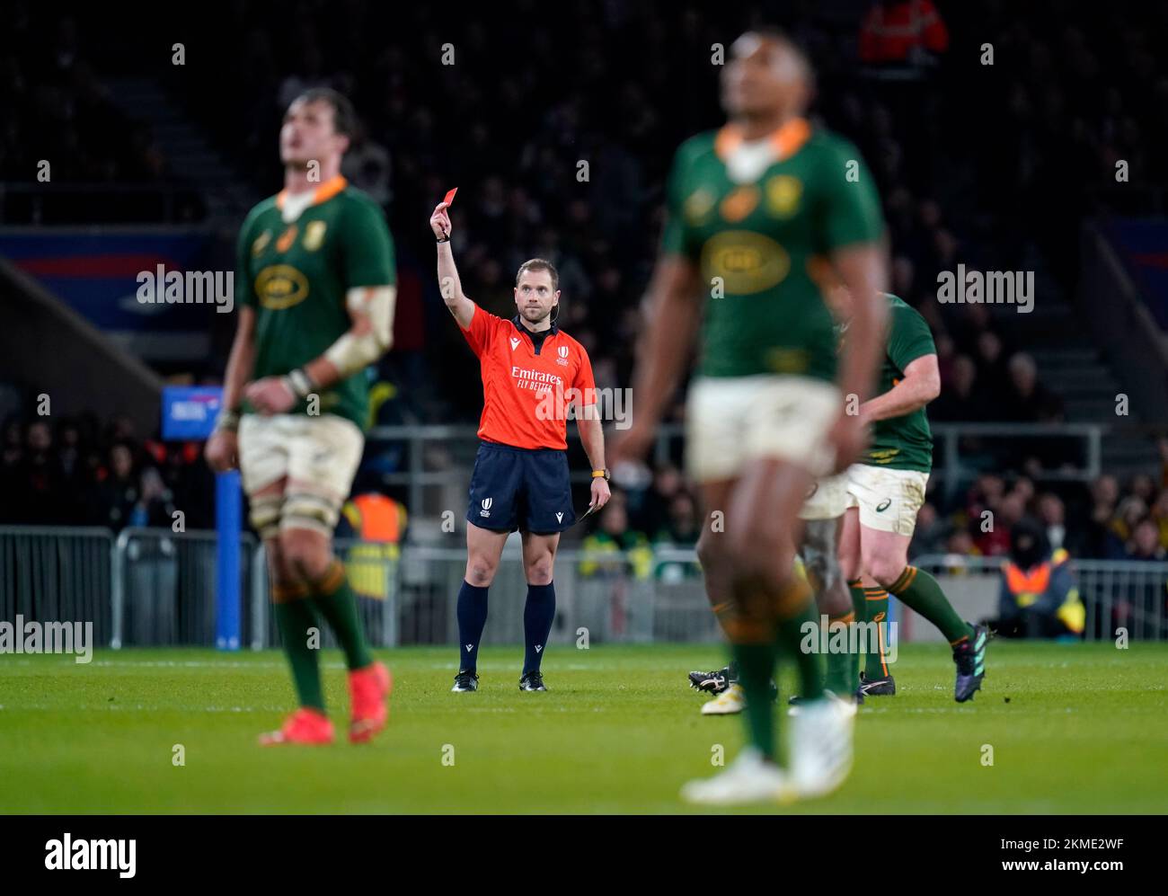 Referee Angus Gardner shows a red card to South Africa's Pieter-Steph du Toit (not pictured) during the Autumn International match at Twickenham Stadium, London. Picture date: Saturday November 26, 2022. Stock Photo