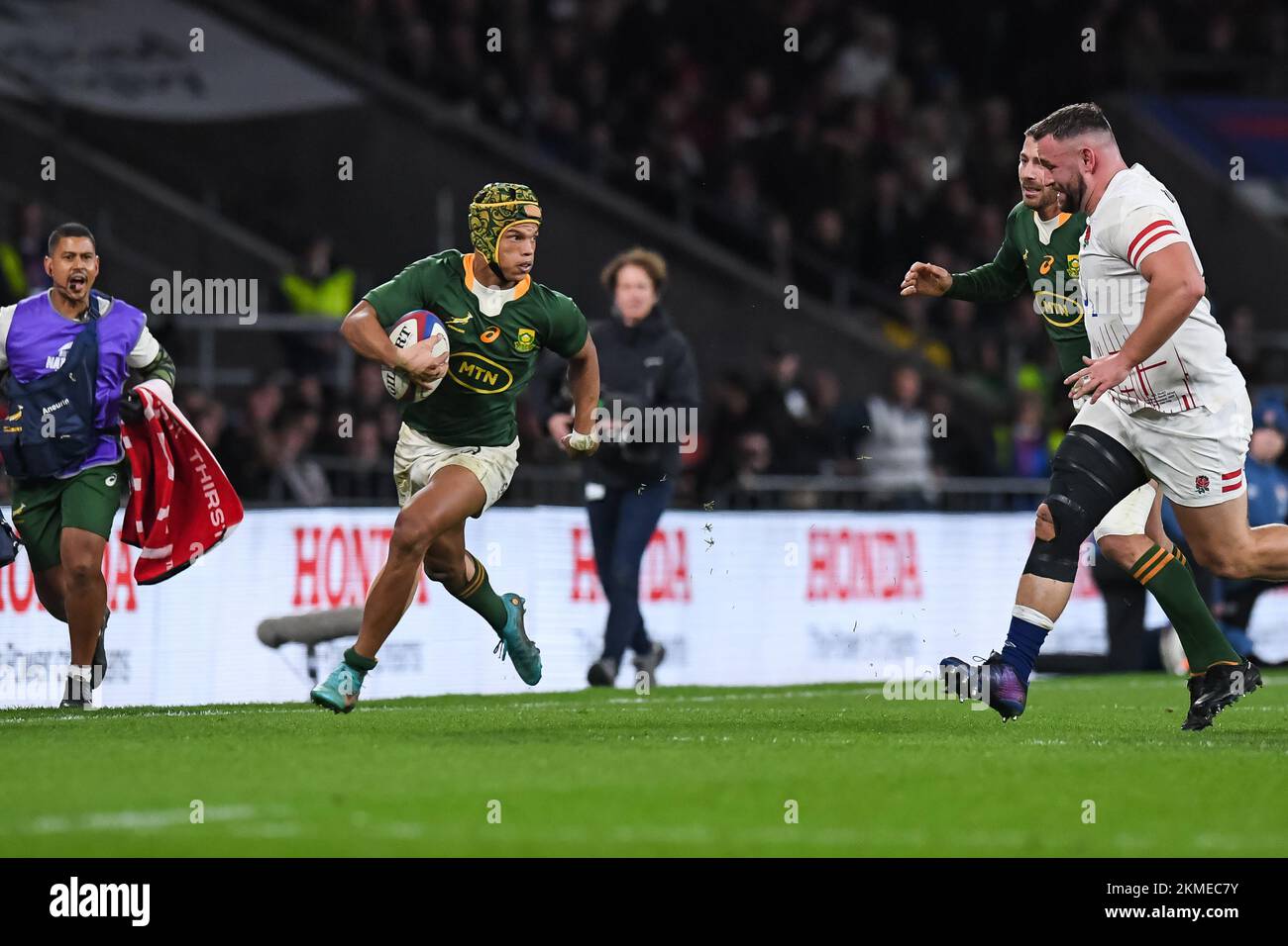 KurtLee Arendse of South Africa makes a break during the Autumn