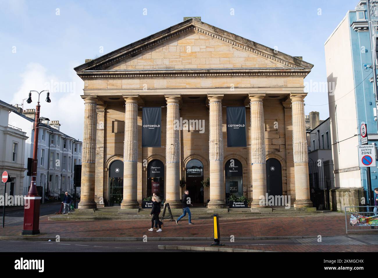 Royal Tunbridge Wells, Kent, UK. 26th November, 2022. Christmas lights