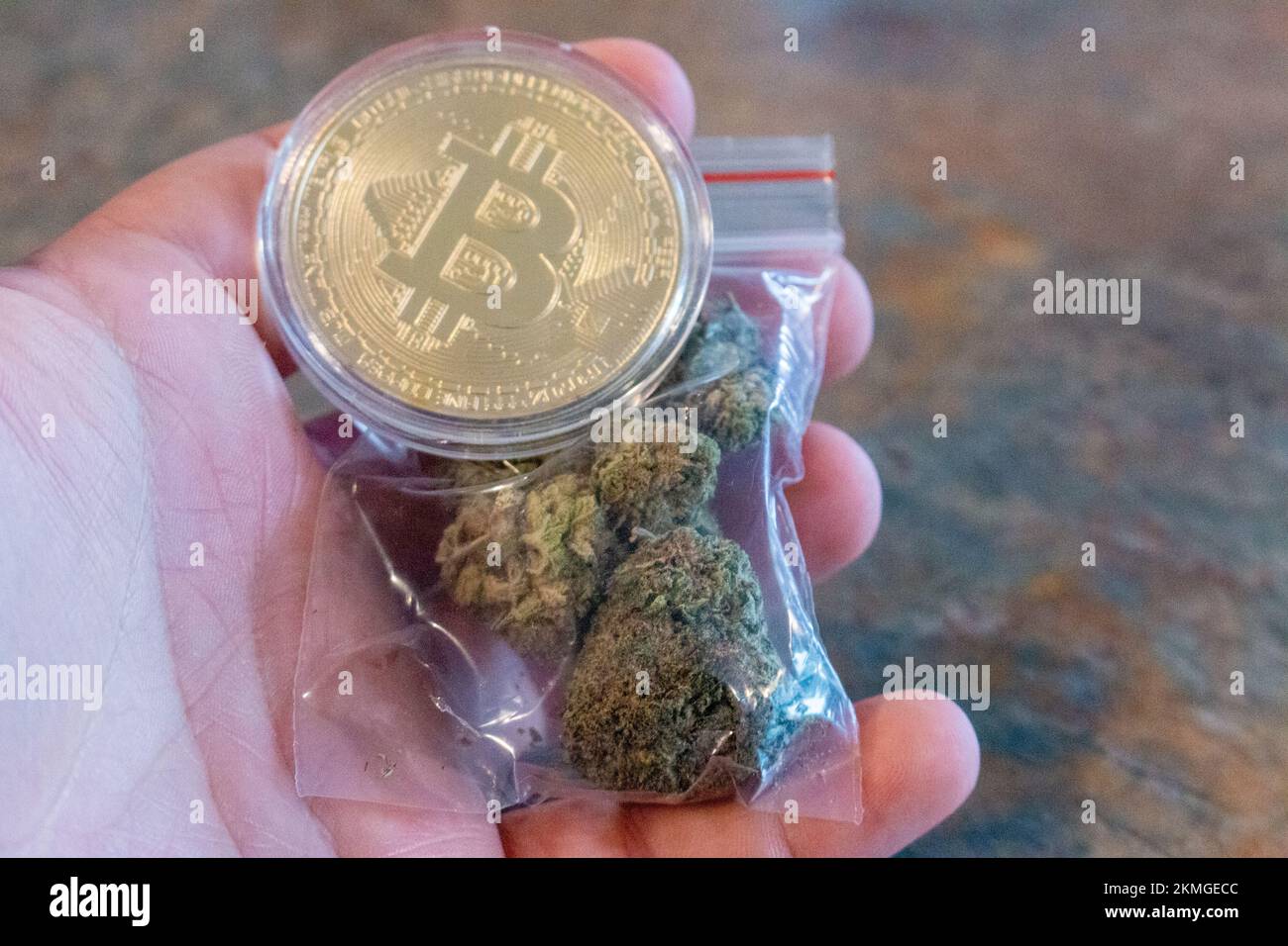 Cannabis coin hi-res stock photography and images - Alamy