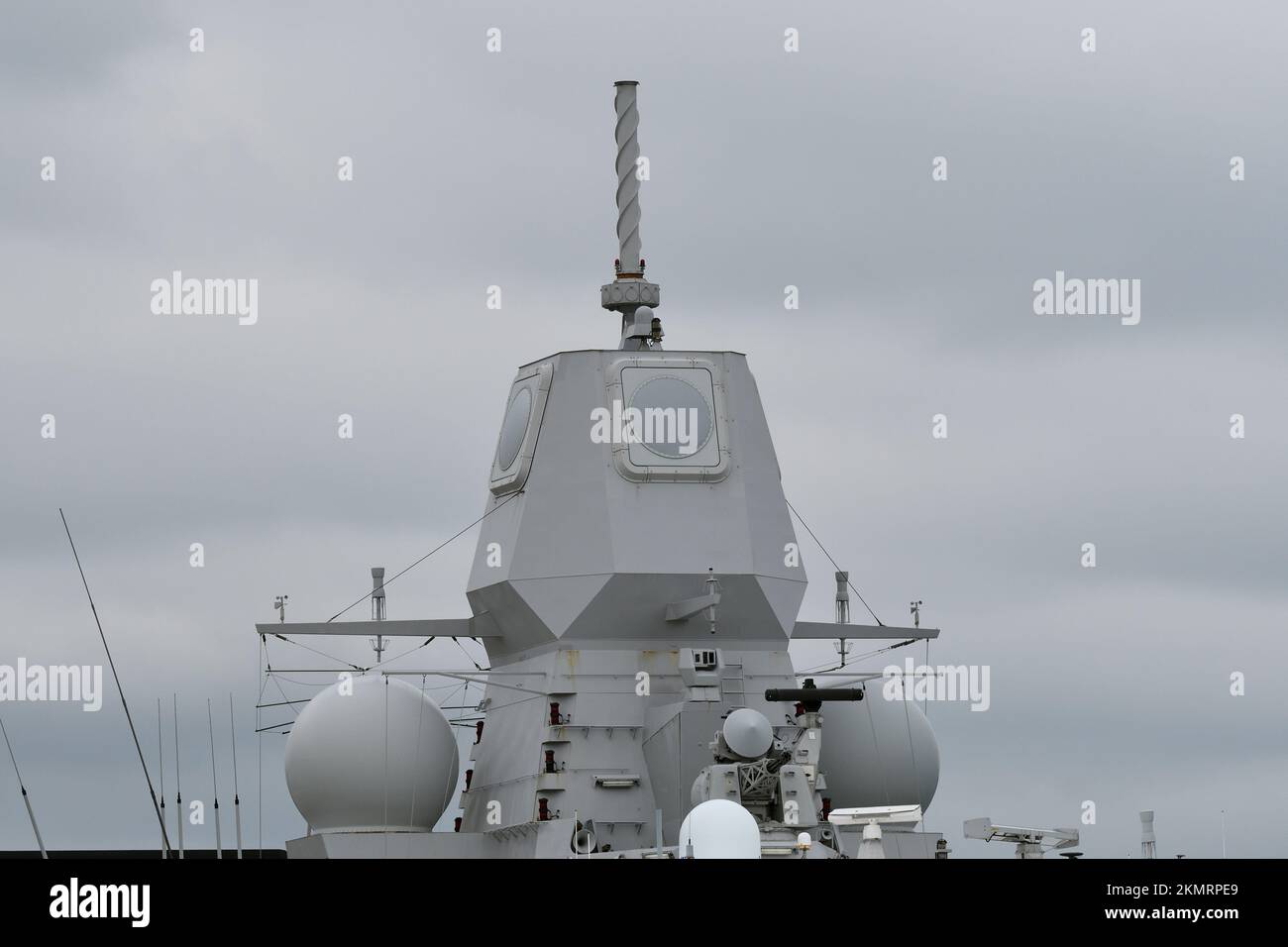 Kanagawa Prefecture, Japan - September 05, 2021: Royal Netherlands Navy Thales Nederland APAR multifunction 3D radar on HNLMS Evertsen. Stock Photo