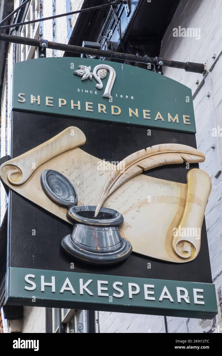 England, Kent, Canterbury, The Shakespeare Pub Sign Stock Photo