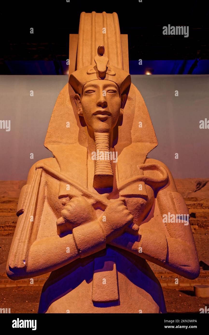 LYON, FRANCE, November 25, 2022 : Statue of Akhenaton, father of Tutankhamun, presented in the exhibition 'Tutankhamun, Discovering the Forgotten Phar Stock Photo