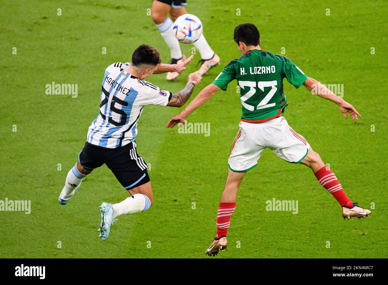 Argentina defender Lisandro Martinez kicked in the face by Mexico's Hirving  Lozano in heated World Cup match