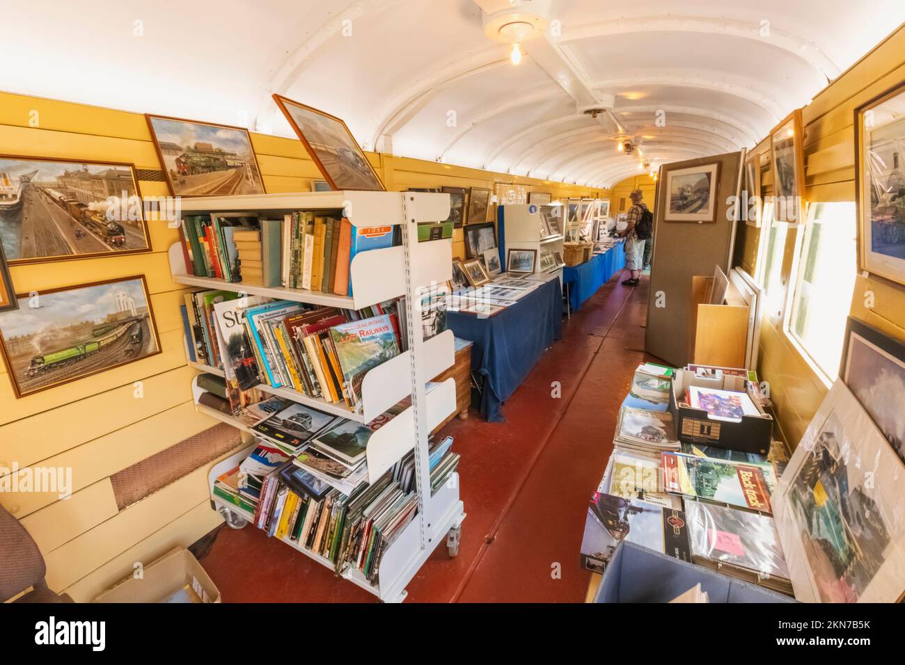 England, Sussex, Bluebell Railway, Horsted Keynes Station, in