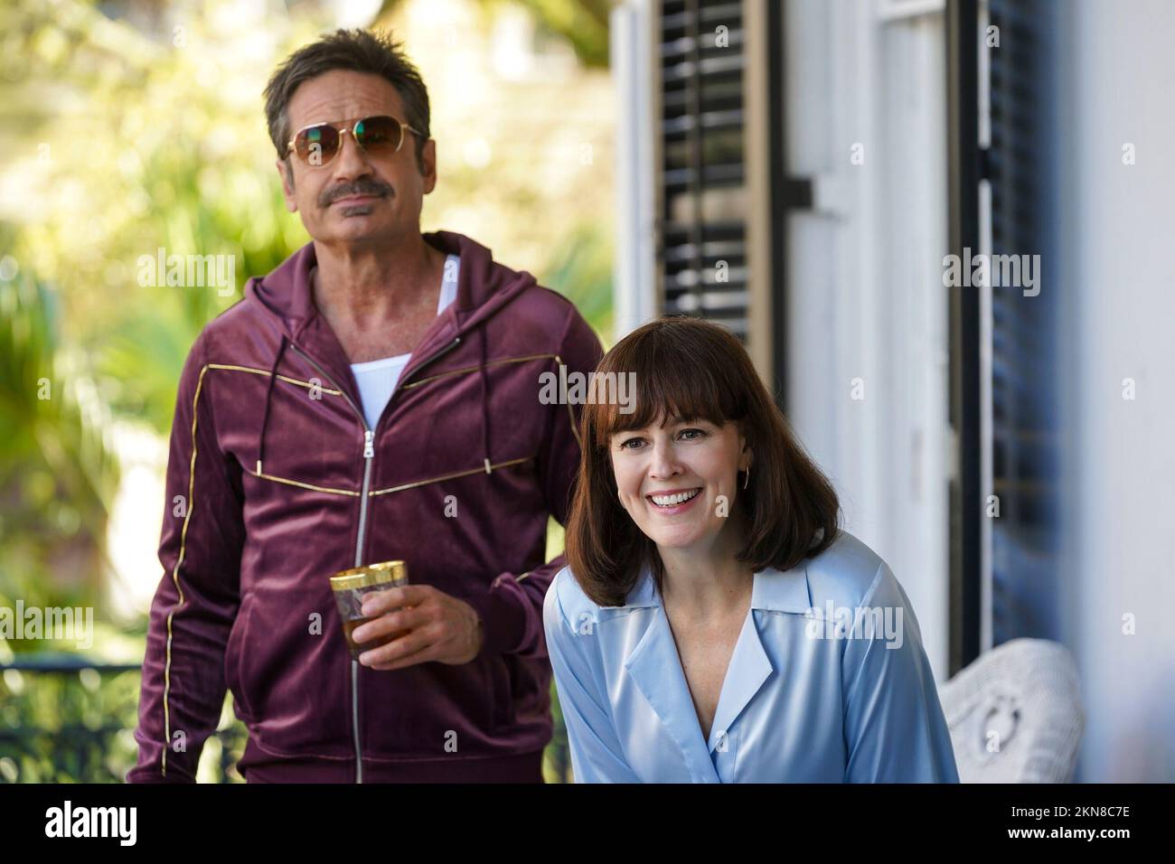 DAVID DUCHOVNY and ROSEMARIE DEWITT in THE ESTATE (2022), directed by DEAN CRAIG. Credit: SIGNATURE FILMS / Album Stock Photo