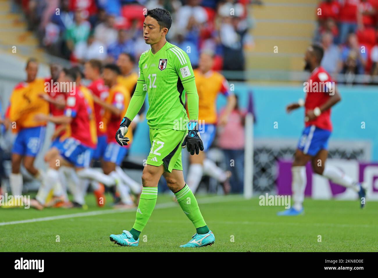 Al Rayyan, Qatar. 27th Nov 2022. 27th November 2022; Ahmed bin Ali Stadium, Al Rayyan, Qatar; FIFA World Cup Football, Japan versus Costa Rica; Keysher Fuller of Costa Rica celebrtes scoring his goal for 0-1 in the 81st minute as keeper Shuichi Gonda of Japan looks on dejectedly Credit: Action Plus Sports Images/Alamy Live News Stock Photo