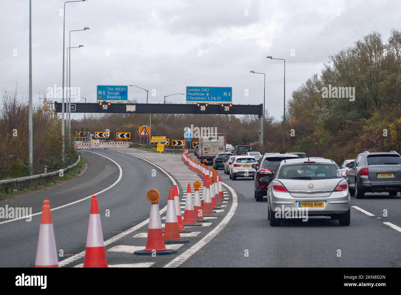 Heathrow UK 26th November 2022 Traffic Queueing On The M25 At Heathrow UK 26th November 2022 Traffic Queueing On The M25 At
