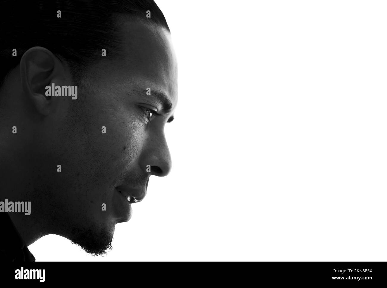 DOHA - Virgil van Dijk of Holland during a media meeting of the Dutch national team during the World Cup football. ANP KOEN VAN WEEL netherlands out - belgium out Stock Photo