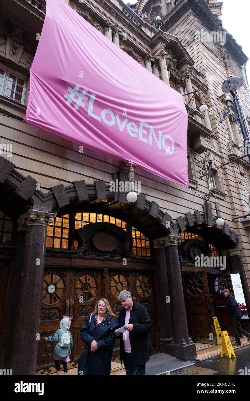 St Martin's Lane, London, UK. 27th Nov 2022. Banners at ENO in London, in response to funding cuts if it doesn't move to Manchester. Credit: Matthew Chattle/Alamy Live News Stock Photo