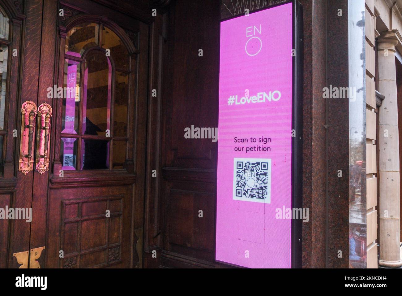 St Martin's Lane, London, UK. 27th Nov 2022. Banners at ENO in London, in response to funding cuts if it doesn't move to Manchester. Credit: Matthew Chattle/Alamy Live News Stock Photo