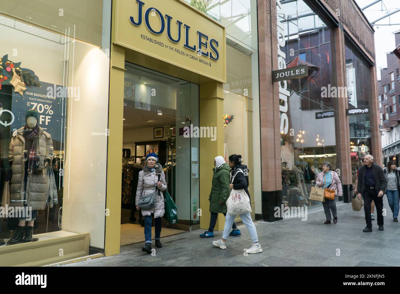 Exeter, UK, 16 November 2022: shoppers at a branch of clothing store Joules in Princesshay shopping centre. The chain is operating under the control of administrators. Anna Watson/Alamy Live News Stock Photo