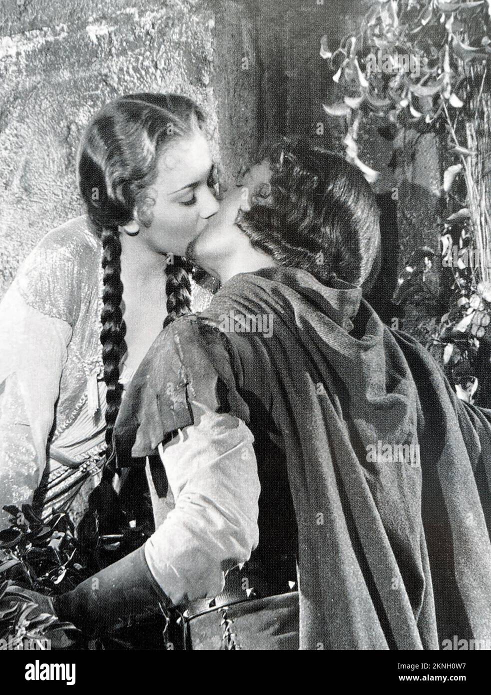 THE ADVENTURES OF ROBIN HOOD 1938 Warner Bros. film with Errol Flynn and Olivia de Havilland