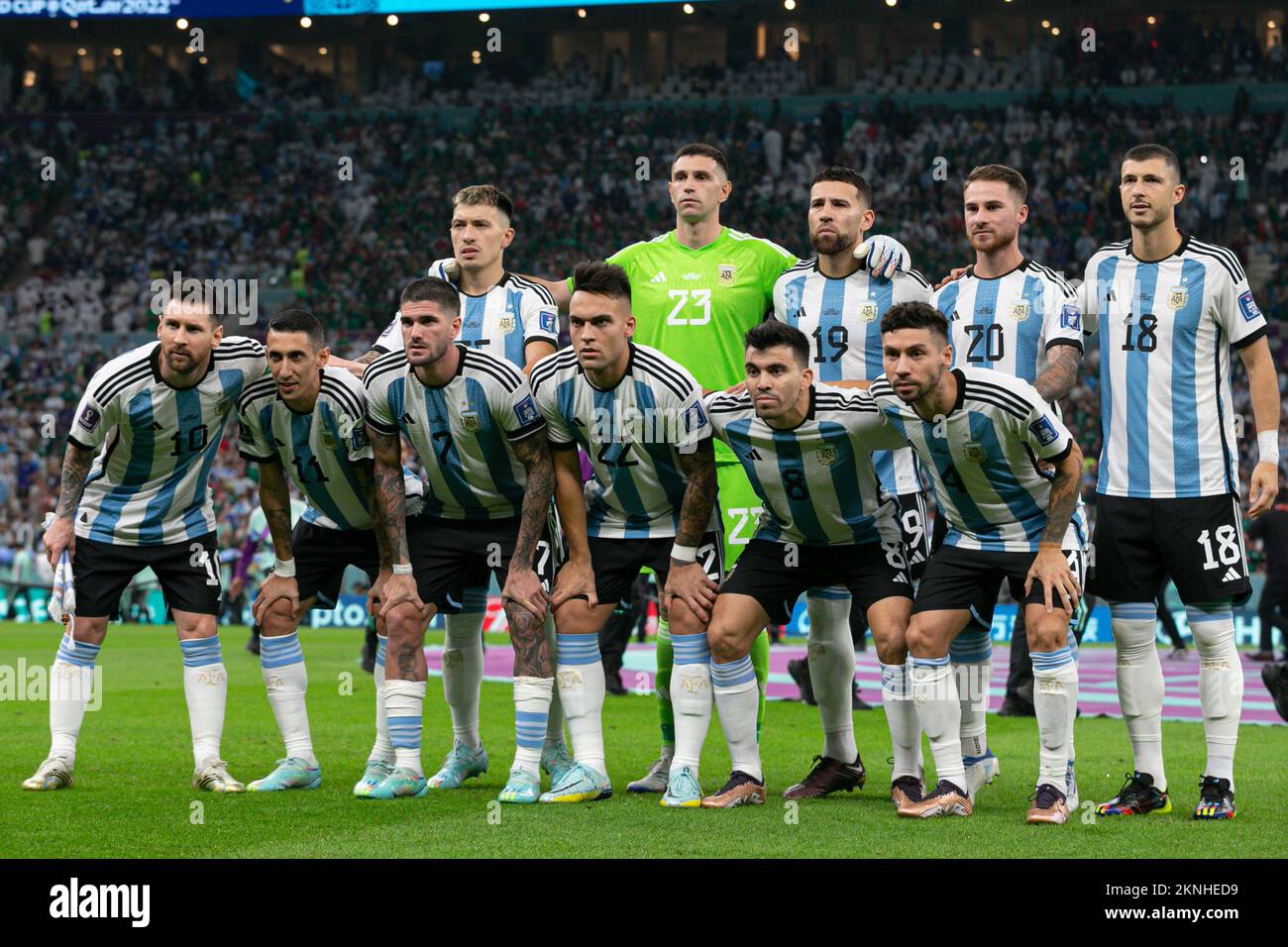 Mobile fifa world cup 2022 hi-res stock photography and images - Alamy