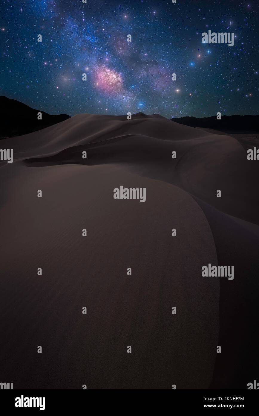 Milky way death valley hi-res stock photography and images - Alamy
