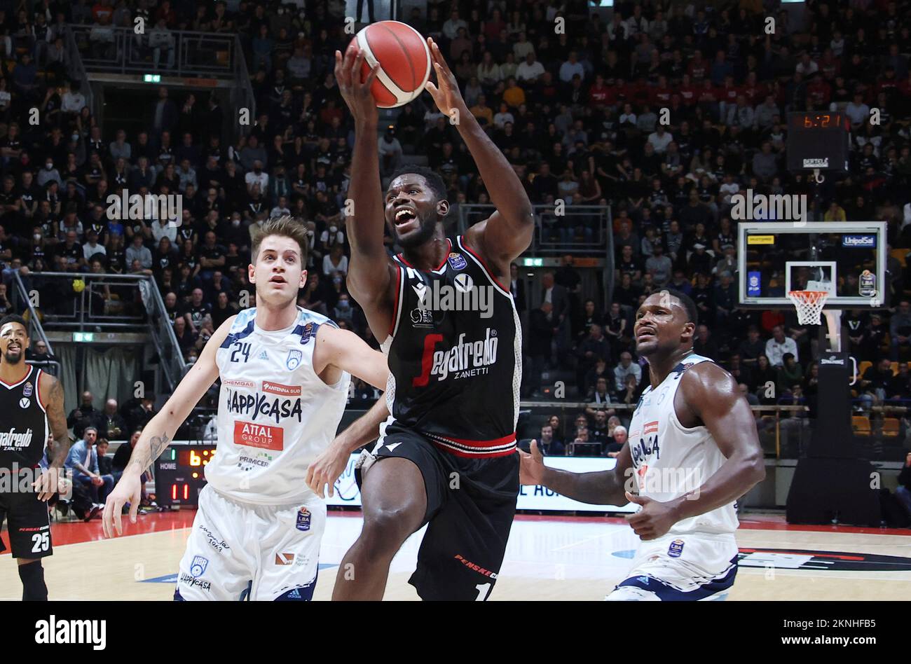 Andrea mezzanotte hires stock photography and images Alamy