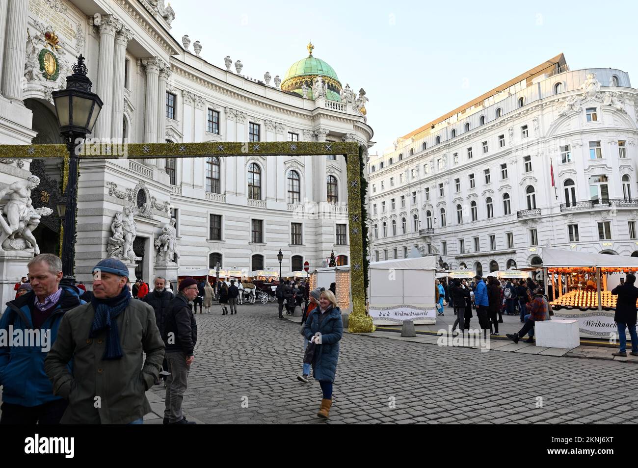Vienna, Austria. November 27, 2022. Christmas market at Michaelerplatz ...