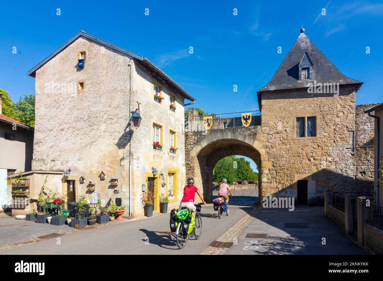 Rodemack (Rodemachern, Ruedemaacher): gate Porte de Sierck in Lorraine (Lothringen), Moselle (Mosel), France Stock Photo