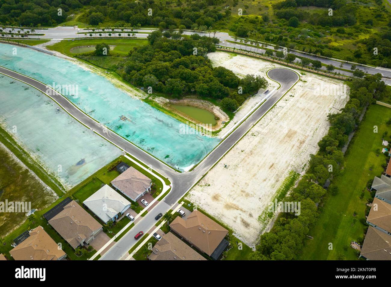 Real estate development with tightly located family houses under