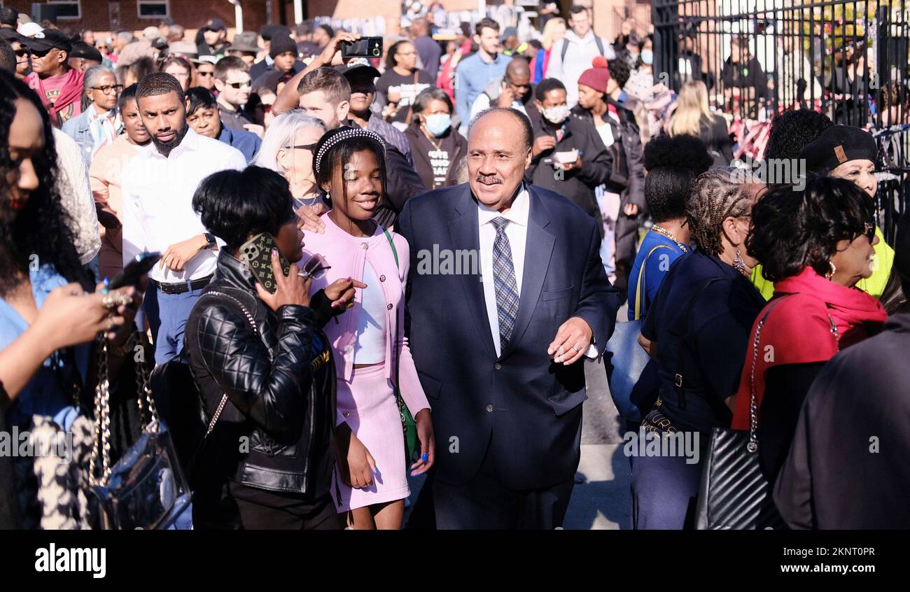 Martin luther king jr voting atlanta hi-res stock photography and ...