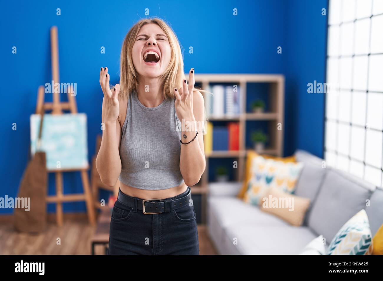 Stunning Feel Visceral Aggressive Living Room image