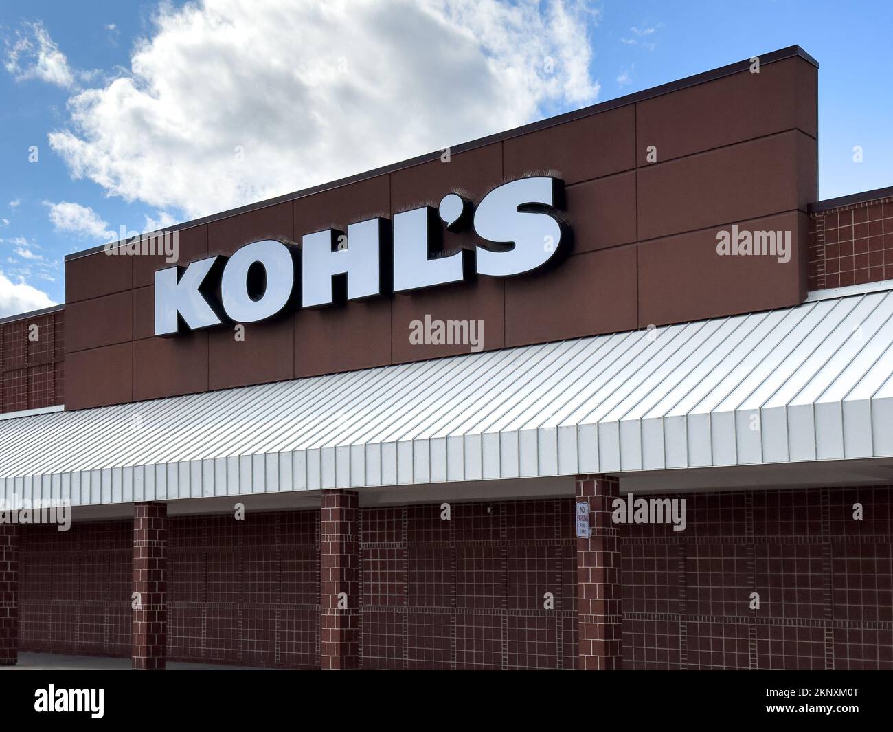 KOHL's department retail store Stock Photo Alamy