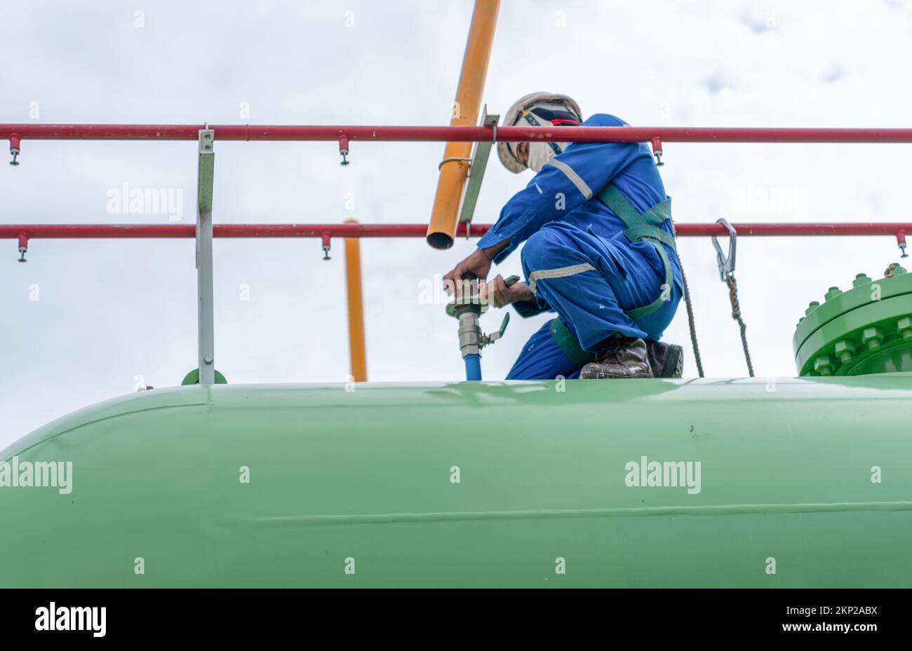 Gas tube soap test hires stock photography and images Alamy