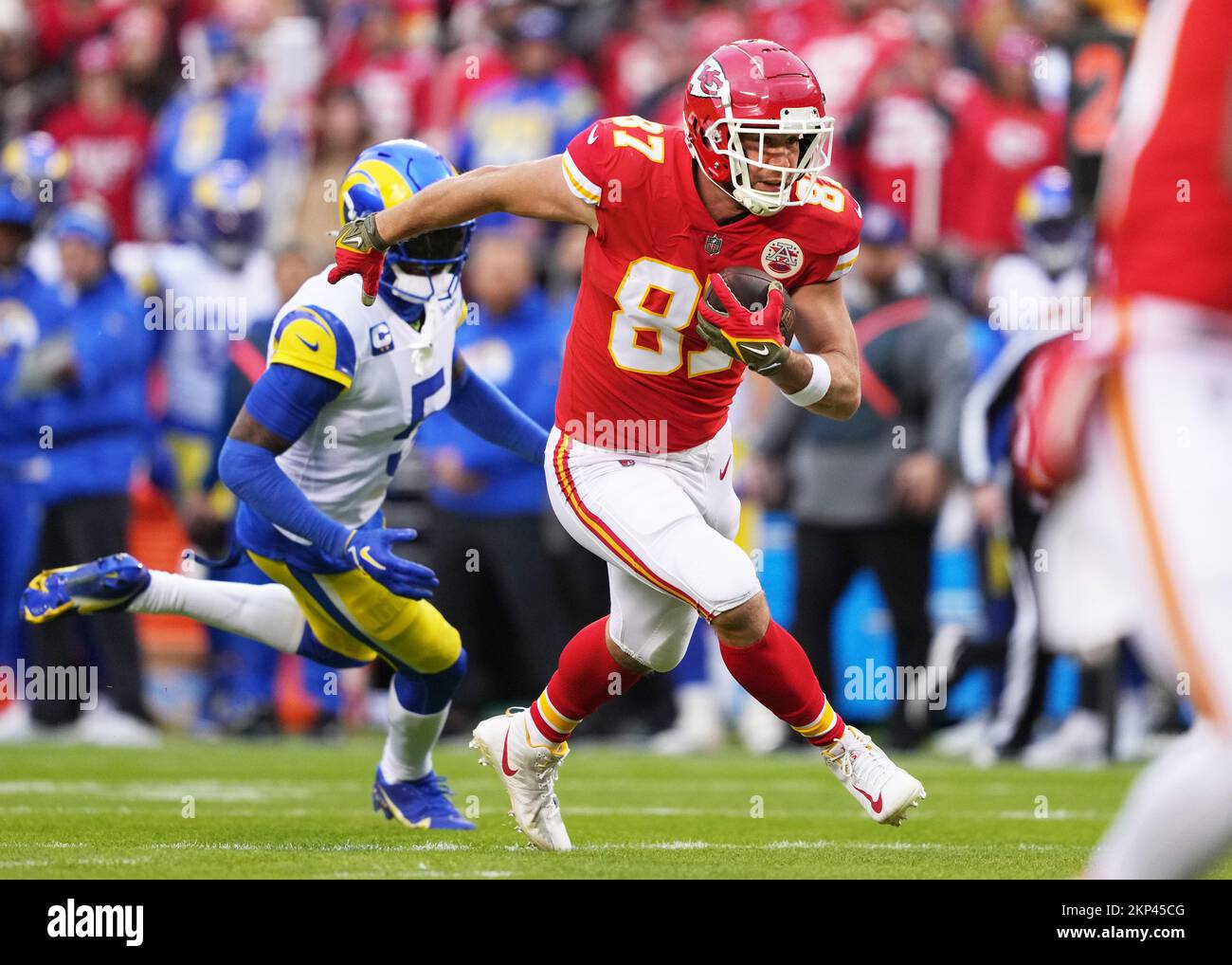 NOV 27, 2022: Kansas City Chiefs tight end Travis Kelce (87) drives toward  a touchdown against Los Angeles Rams safety Nick Scott (33)at Arrowhead  Stadium Kansas City, Missouri. Jon Robichaud/CSM/Sipa USA.(Credit Image: ©