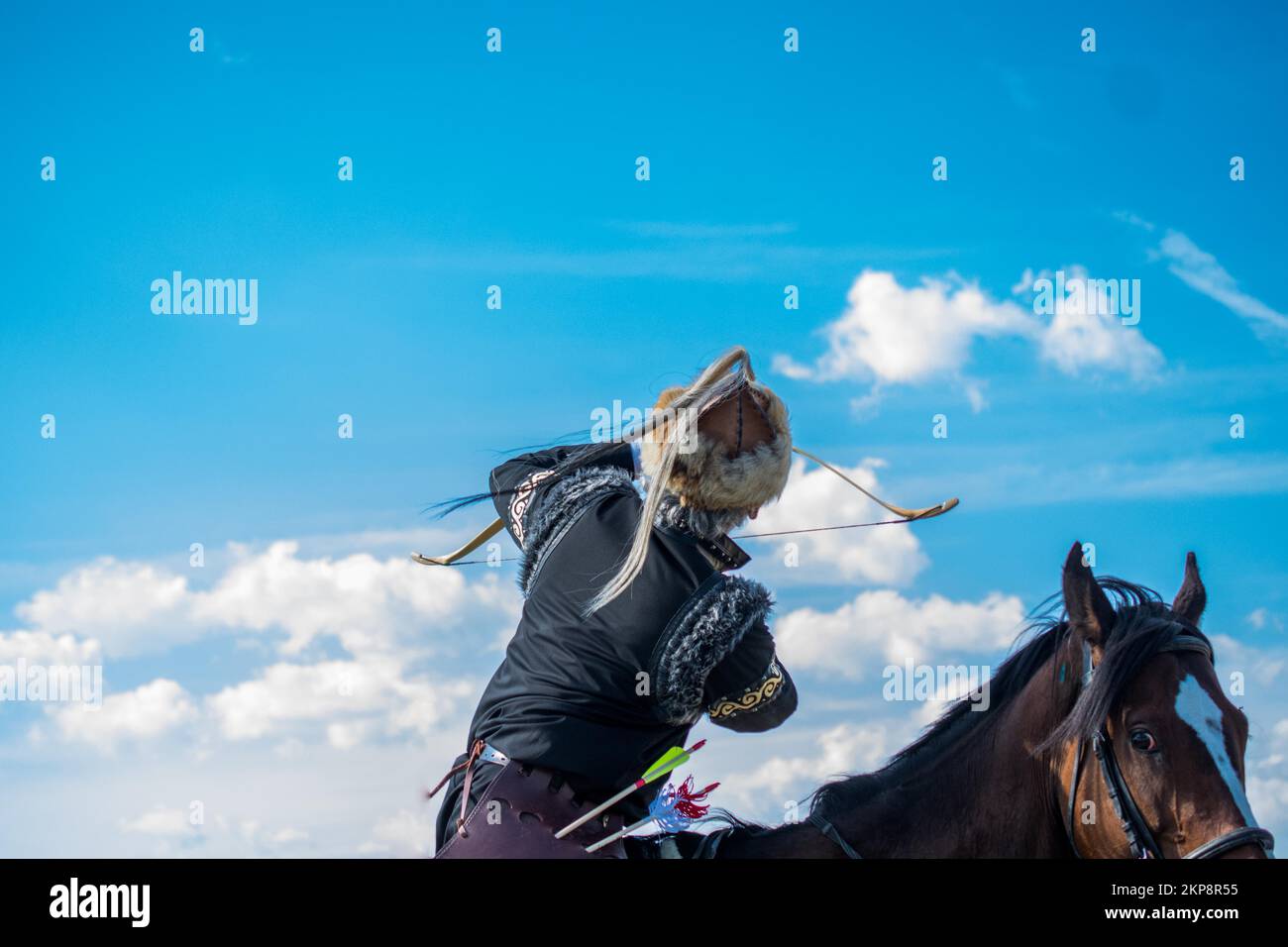 Ottoman archer riding and shooting on horseback Stock Photo - Alamy