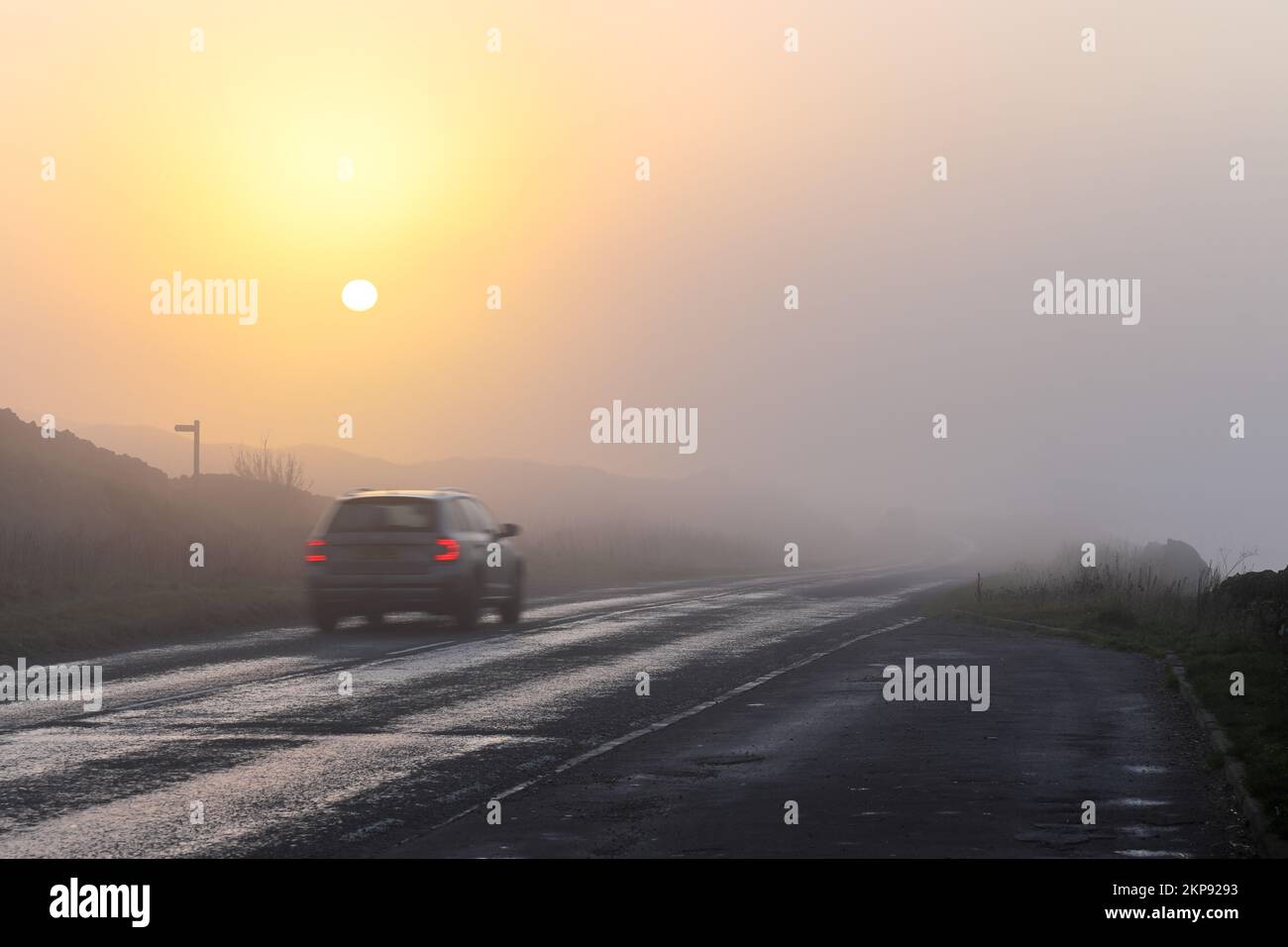 Teesdale, County Durham, UK. 28th November 2022. UK Weather. Thick fog and mist patches are affecting parts of County Durham and North East England this morning. Credit: David Forster/Alamy Live News Stock Photo