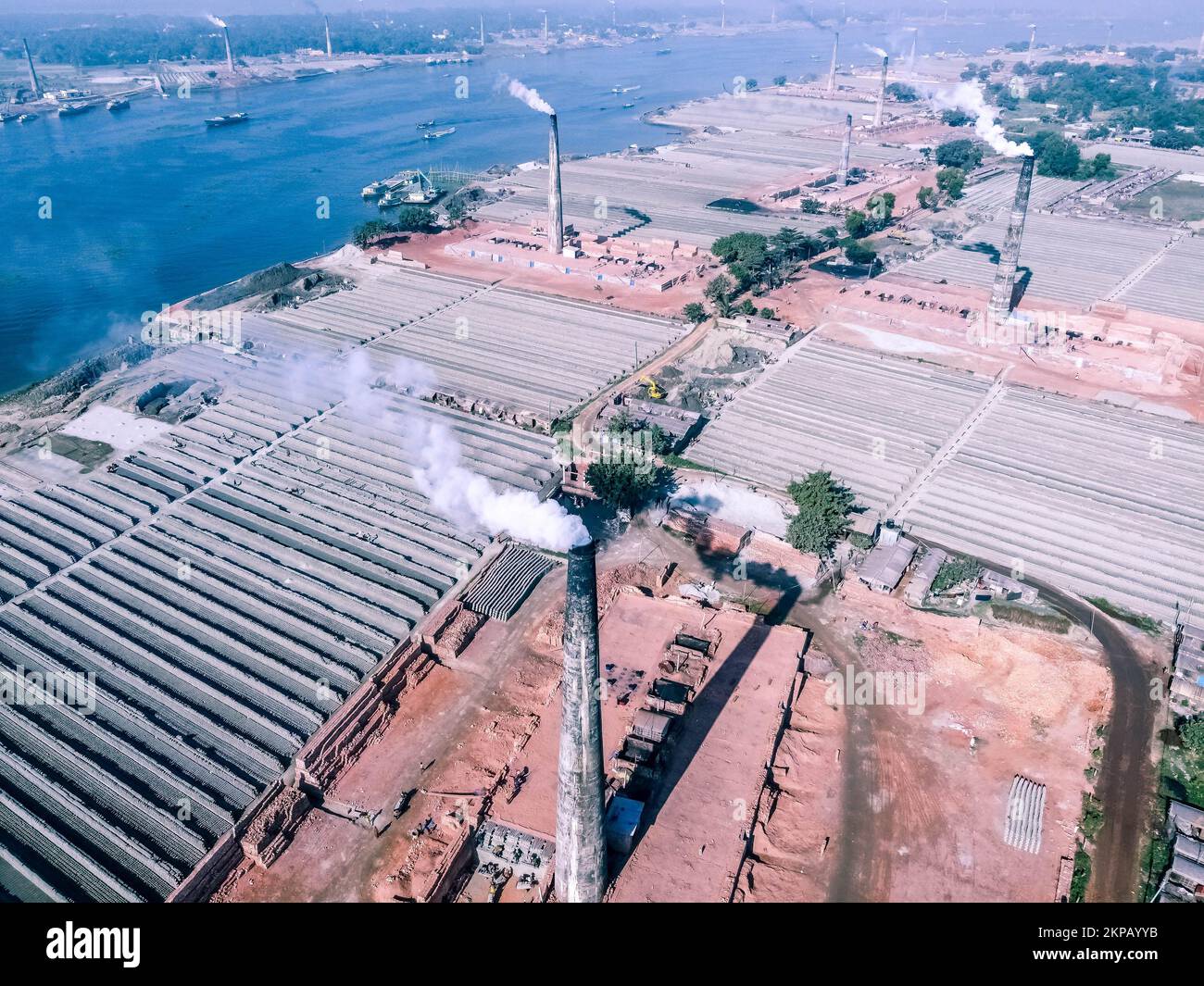 Dhaka, Dhaka, Bangladesh. 28th Nov, 2022. Bangladesh goes through