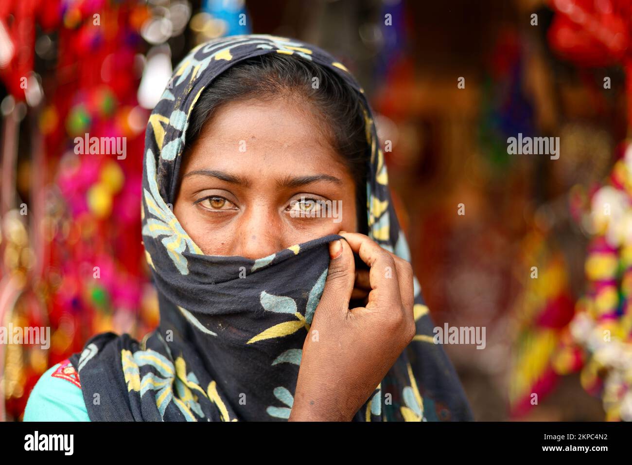 An Indian kalbelia tribal young girl.This snake charming tribe used to ...