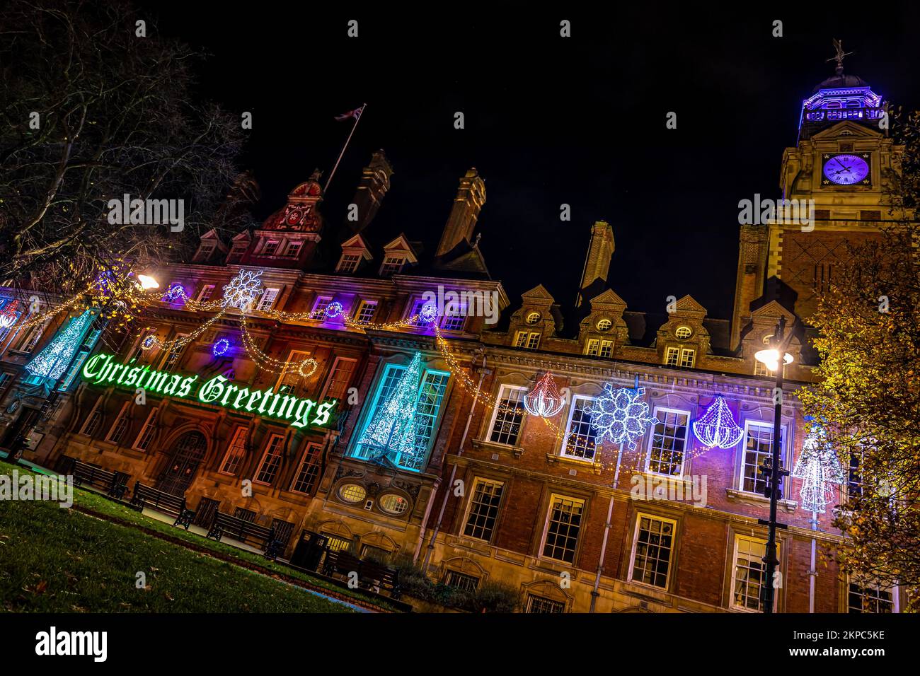 Wghts turnhen is the leicester town hall christmas li