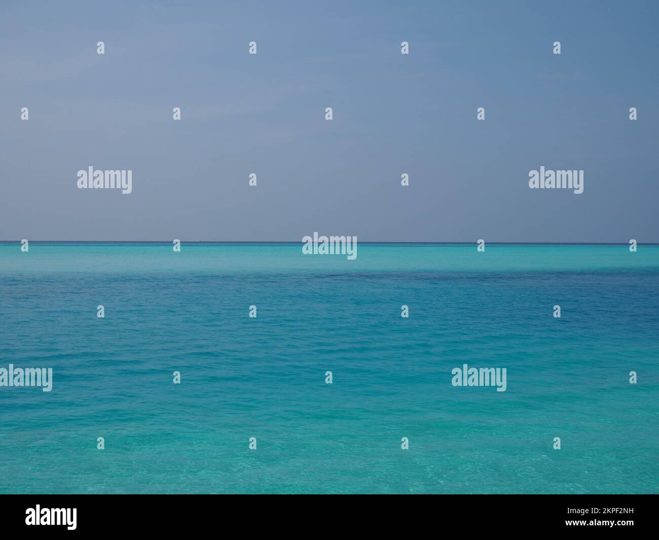 Clear turquoise sea and blue sky, nothing else (Indian Ocean) Stock Photo