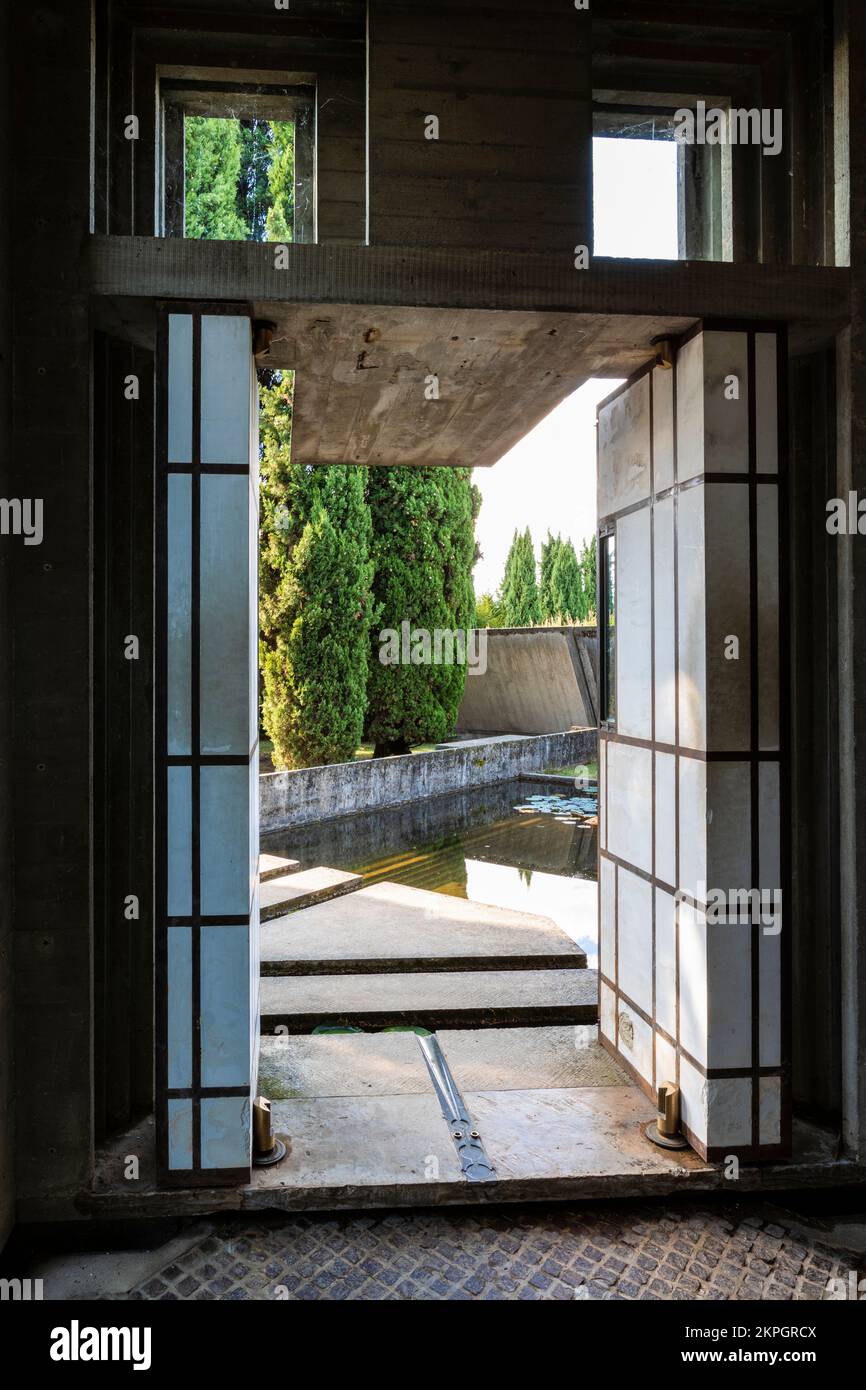 Italy Veneto Brion Cemetery / S. Vito di Altivole (TV) / Carlo Scarpa ...