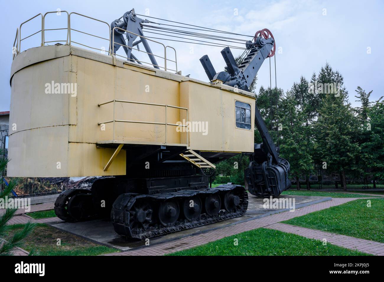 Excavator with a bucket volume of 6 cubic meters, which worked at coal pits in Kemerovo in the 1980s Stock Photo