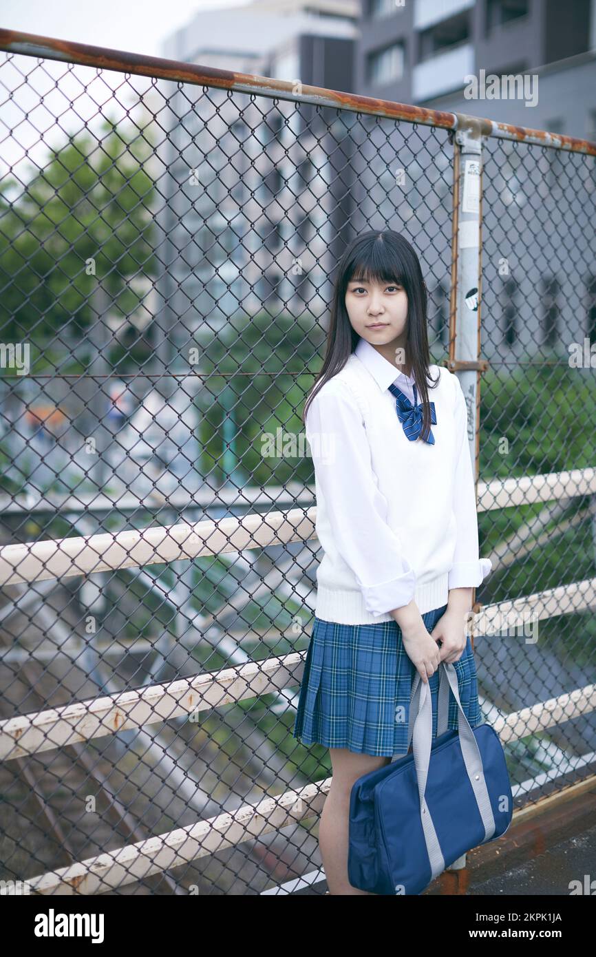 Tokyo high school girl hi-res stock photography and images - Alamy