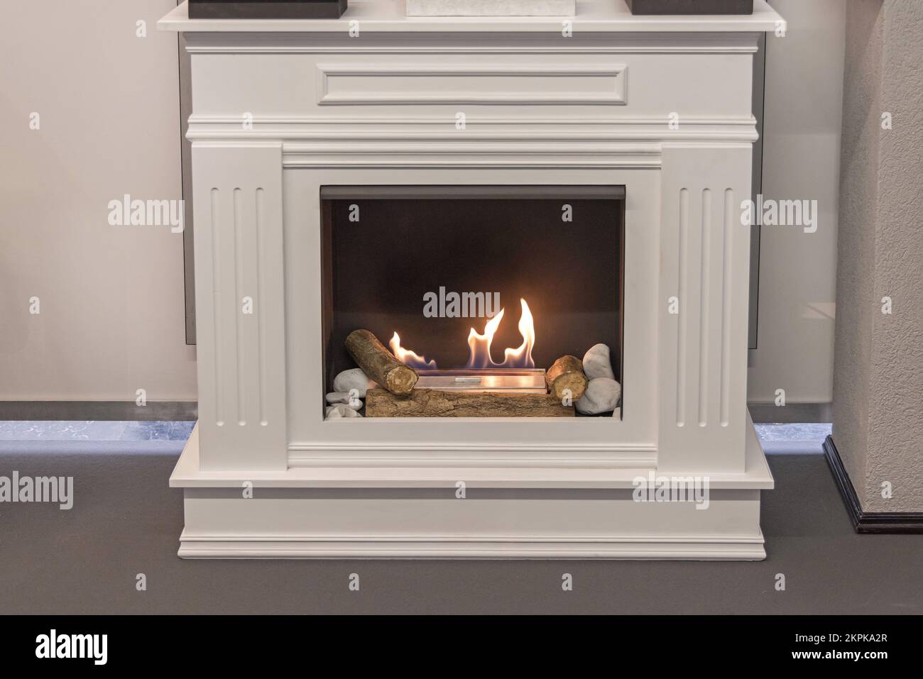 Ethanol Alcohol Burning Fireplace With Ceramic Log Wood Effects Home