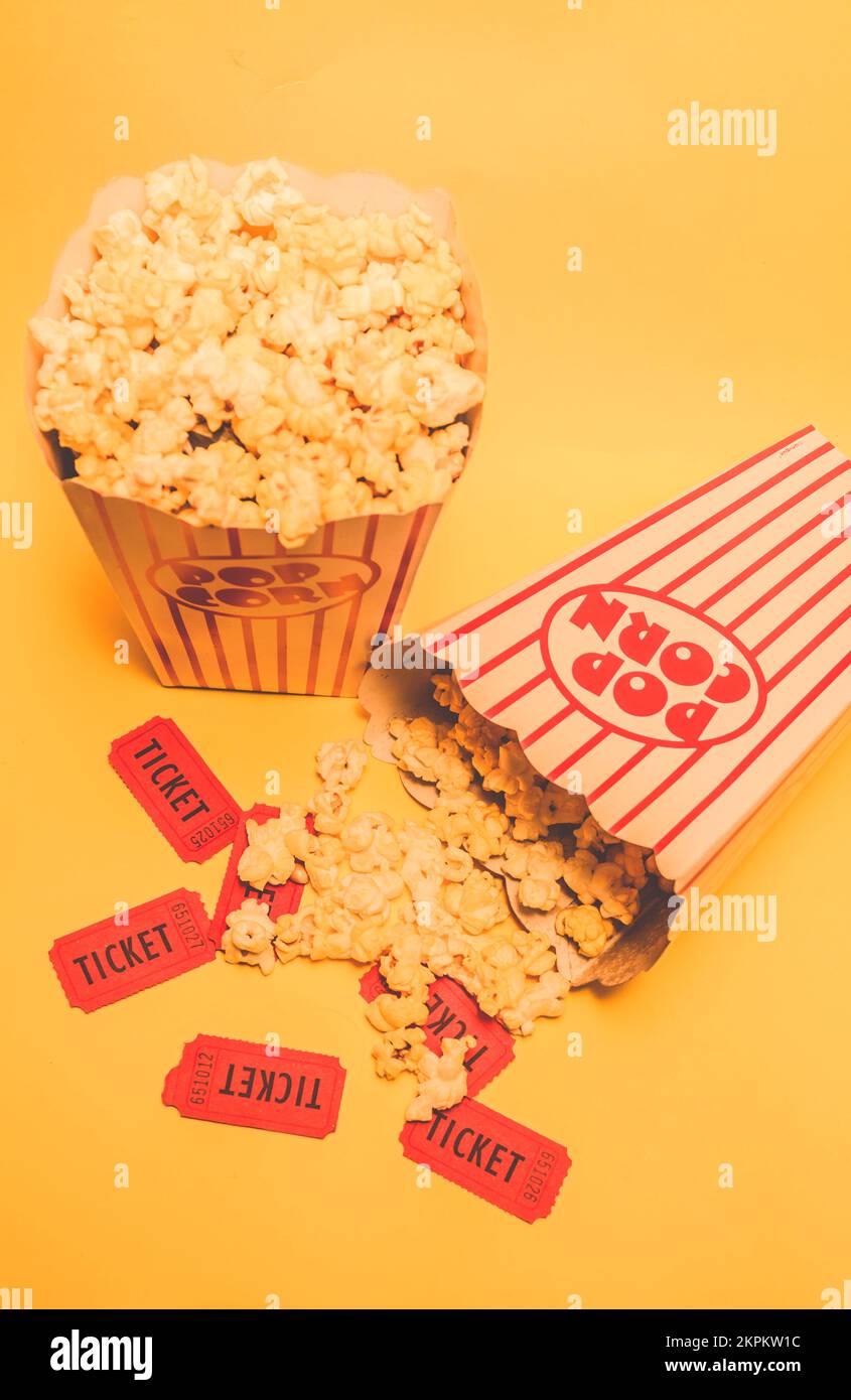 Tebery 20 Pack Plastic Open-Top Popcorn Boxes Reusable Movie Theater S – LLC