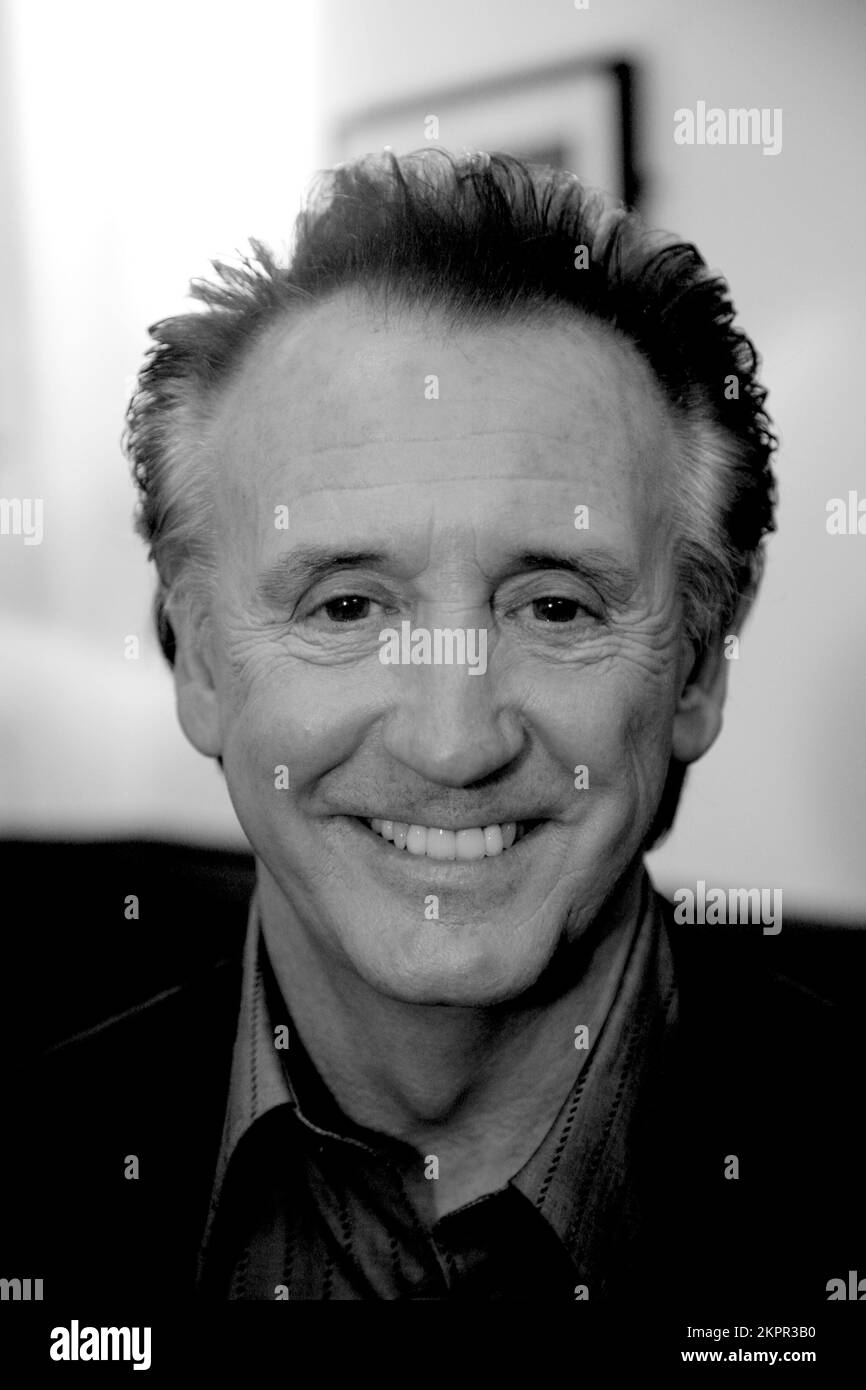 Tony Christie at the Popfactory Awards in the Coal Exchange in Cardiff, November 30 2006. Photograph © ROB WATKINS Stock Photo